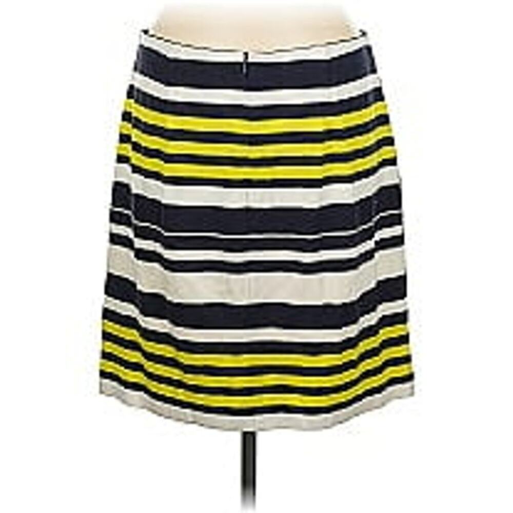 Ann Taylor Size 8 Casual skirt - Picture 2 of 4